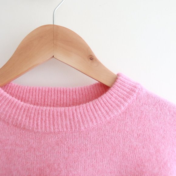 NWOT Two-toned Pink Sweater - Picture 4 of 6